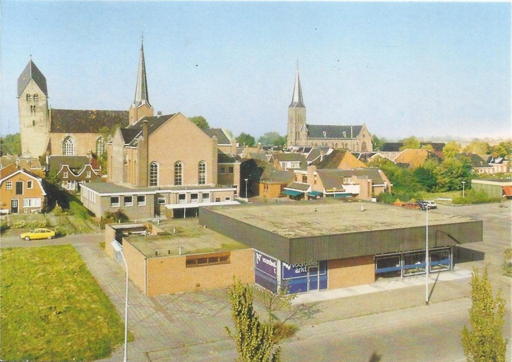 Bedum R K Kerk Grotestraat Ongelopen Ansichtkaart ( A1339 ), Ophalen of Verzenden, Voor 1920, Ongelopen