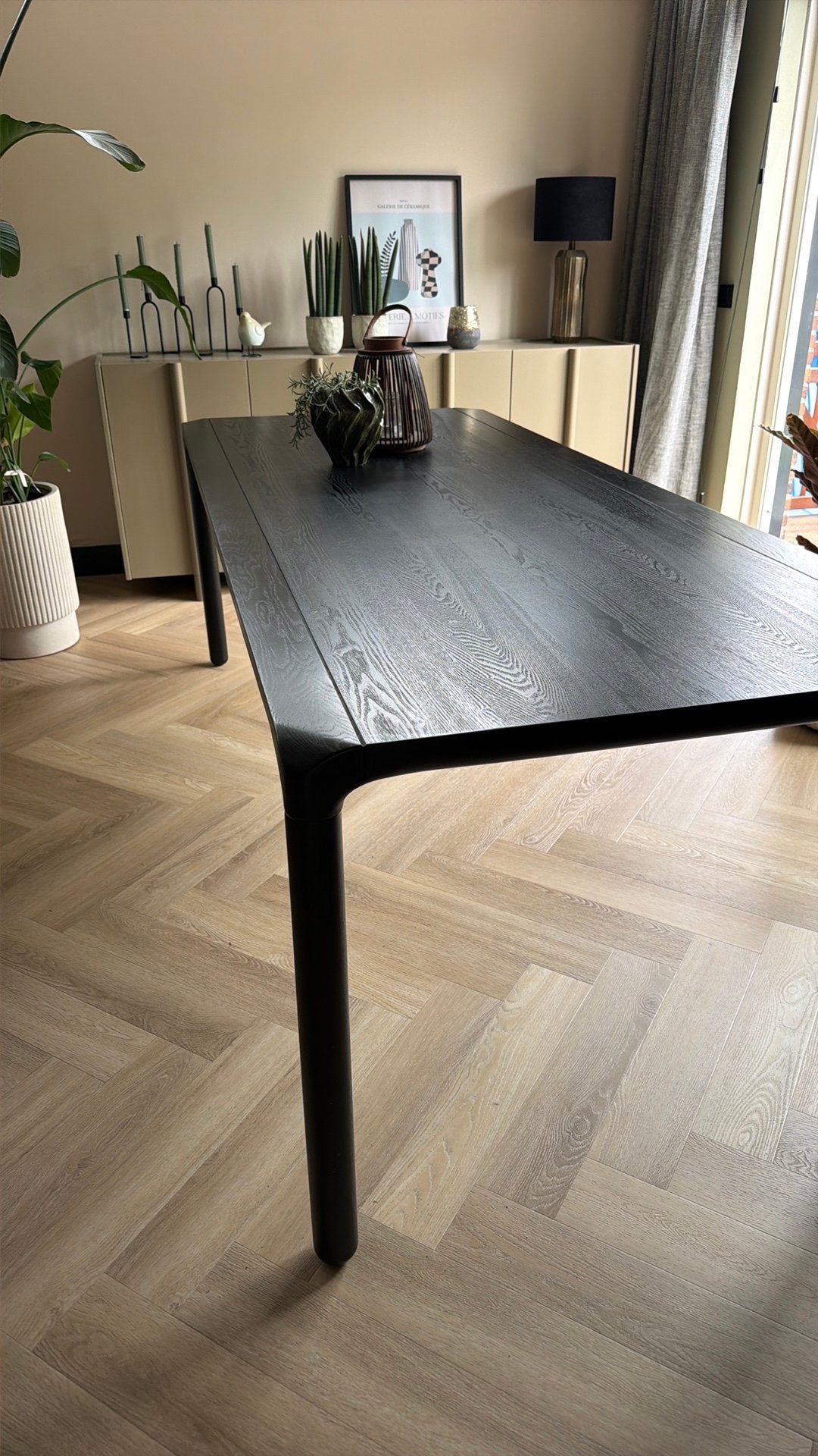 Zuiver Storm eettafel zwart essenhout 220x90 cm, Ophalen, 200 cm of meer, 50 tot 100 cm, Zo goed als nieuw