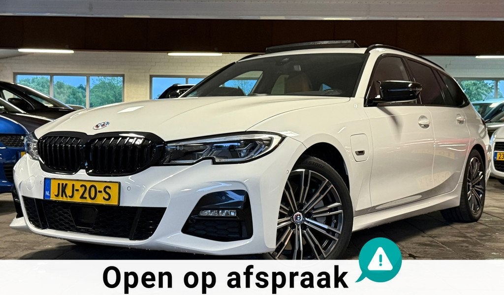 BMW 3-serie Touring 330e Business Edition Plus|Fulloption|De, Automaat, 1998 cc, Achterwielaandrijving, Gebruikt