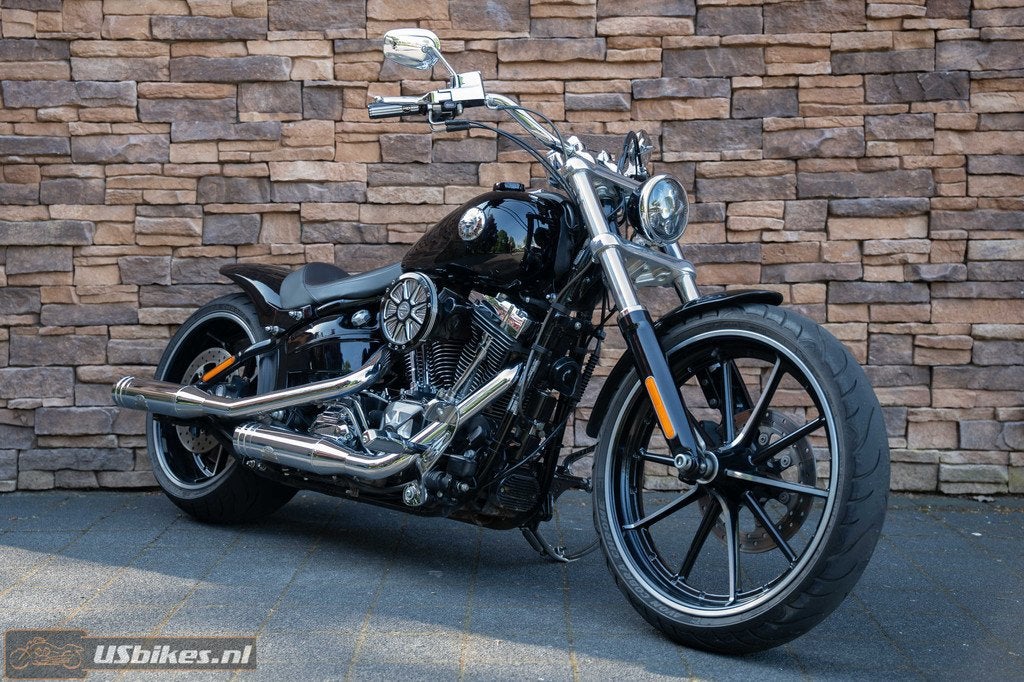 Harley-Davidson FXSB Breakout Softail 103 5HD (bj 2013), Motoren, 1690 cc, Info@harley-davidson.com, Chopper, Bedrijf