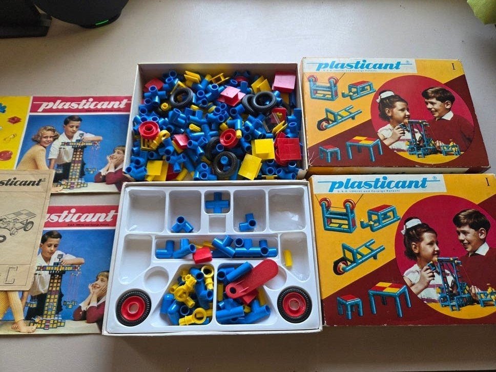 Vintage Plasticant bouwdozen met onderdelen, Ophalen of Verzenden, Gebruikt, Overige merken