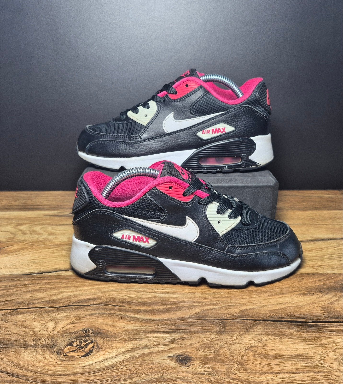 Nike Air Max 90 – EU 34, Kleding | Dames, Schoenen, Gedragen, Sneakers of Gympen, Zwart, Verzenden