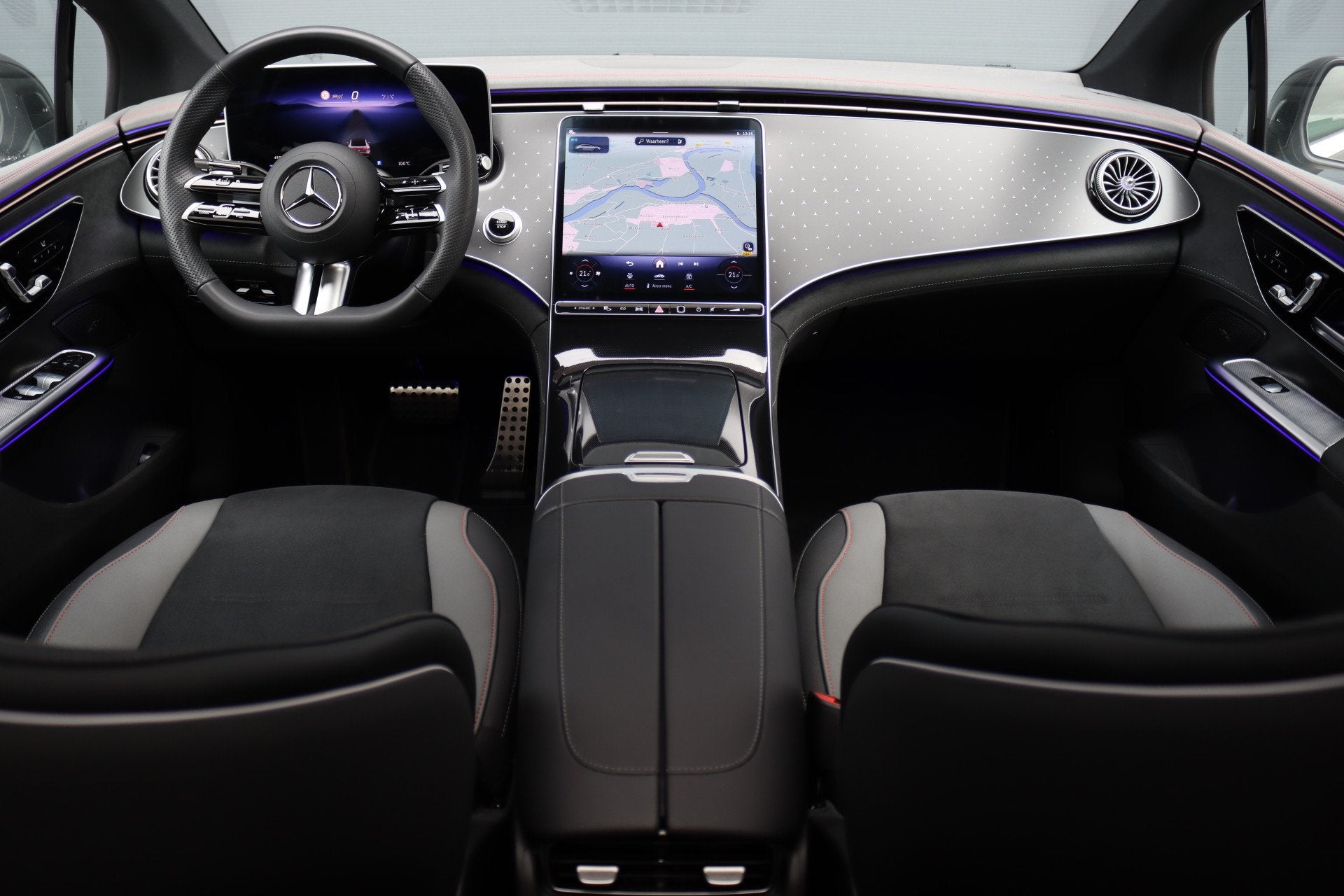 Mercedes-Benz EQE 300 AMG Line 90 kWh | Airmatic | Distronic, Auto's, Achterwielaandrijving, Zwart, EQE, Sedan