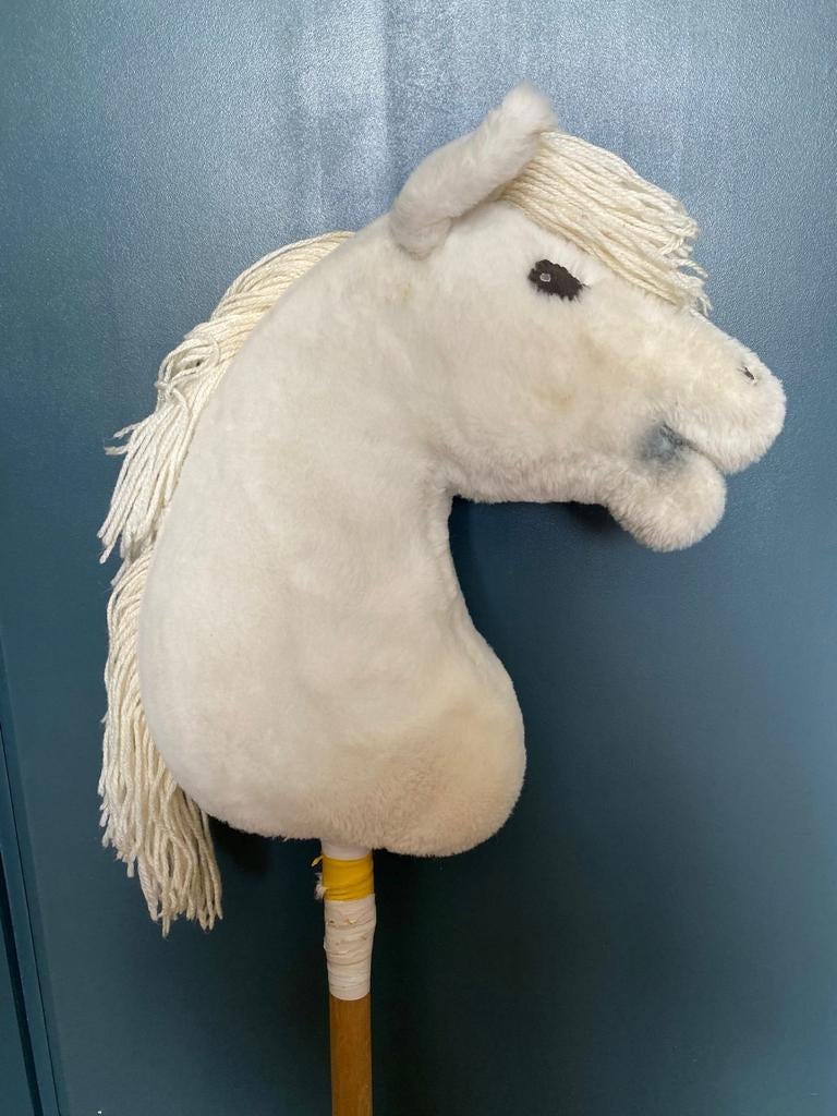 Hobby horse wit, Ophalen of Verzenden