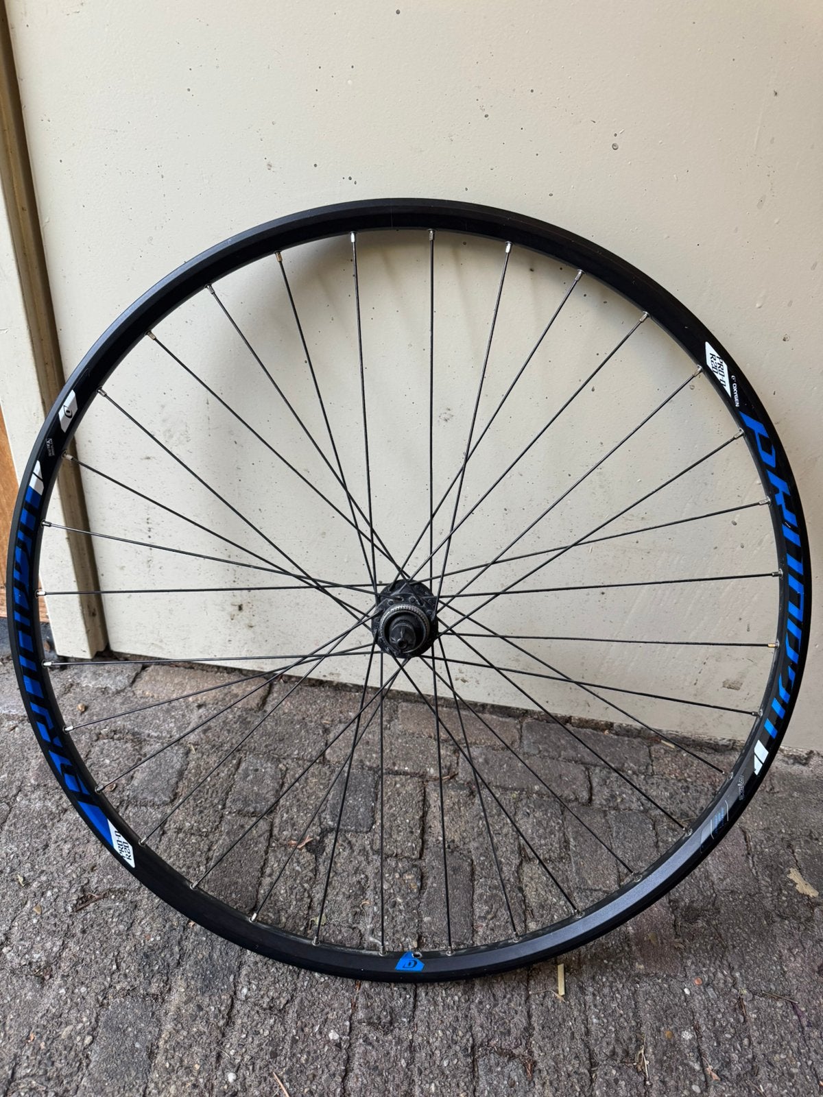Voorwiel gravelbike - centerlock schijfrem - snelspanner, Fietsen en Brommers, Fietsonderdelen, Ophalen, Zo goed als nieuw, Gravelbike