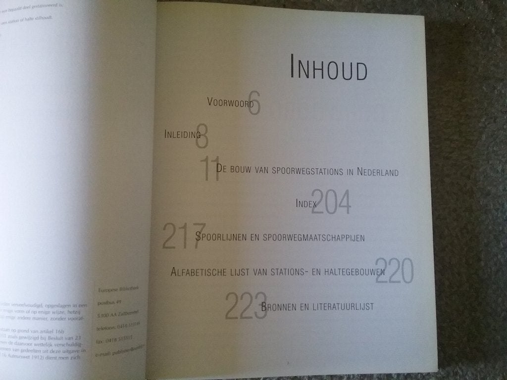 Stationnementen - oude & nieuwe stations / VM Lansink (2001), Ophalen of Verzenden, Zo goed als nieuw, Trein, Boek of Tijdschrift