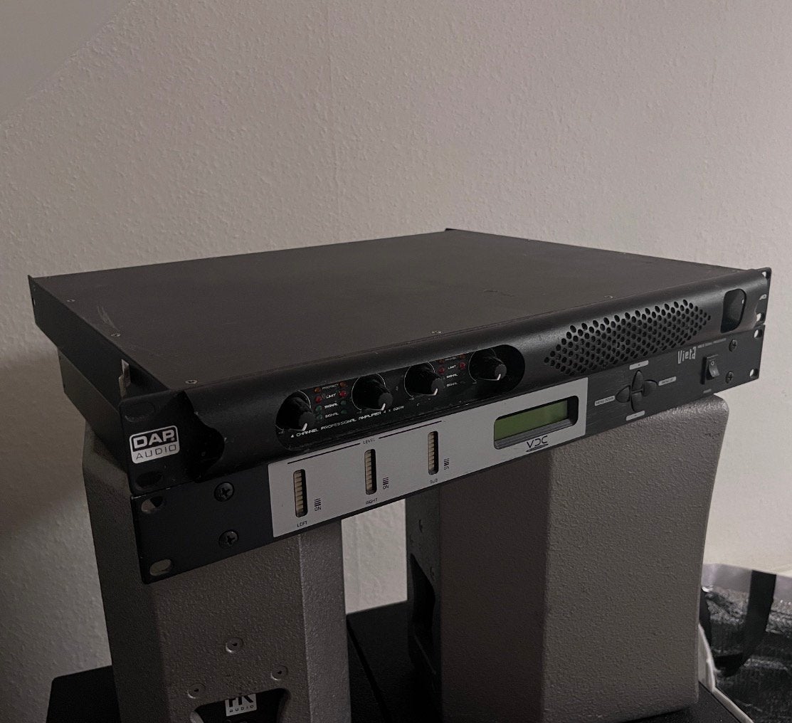 DAP Qi-4600 4-kanaals eindversterker 4600 W @ 4 Ω, Ophalen of Verzenden, Gebruikt, 1000 watt of meer, P.A.