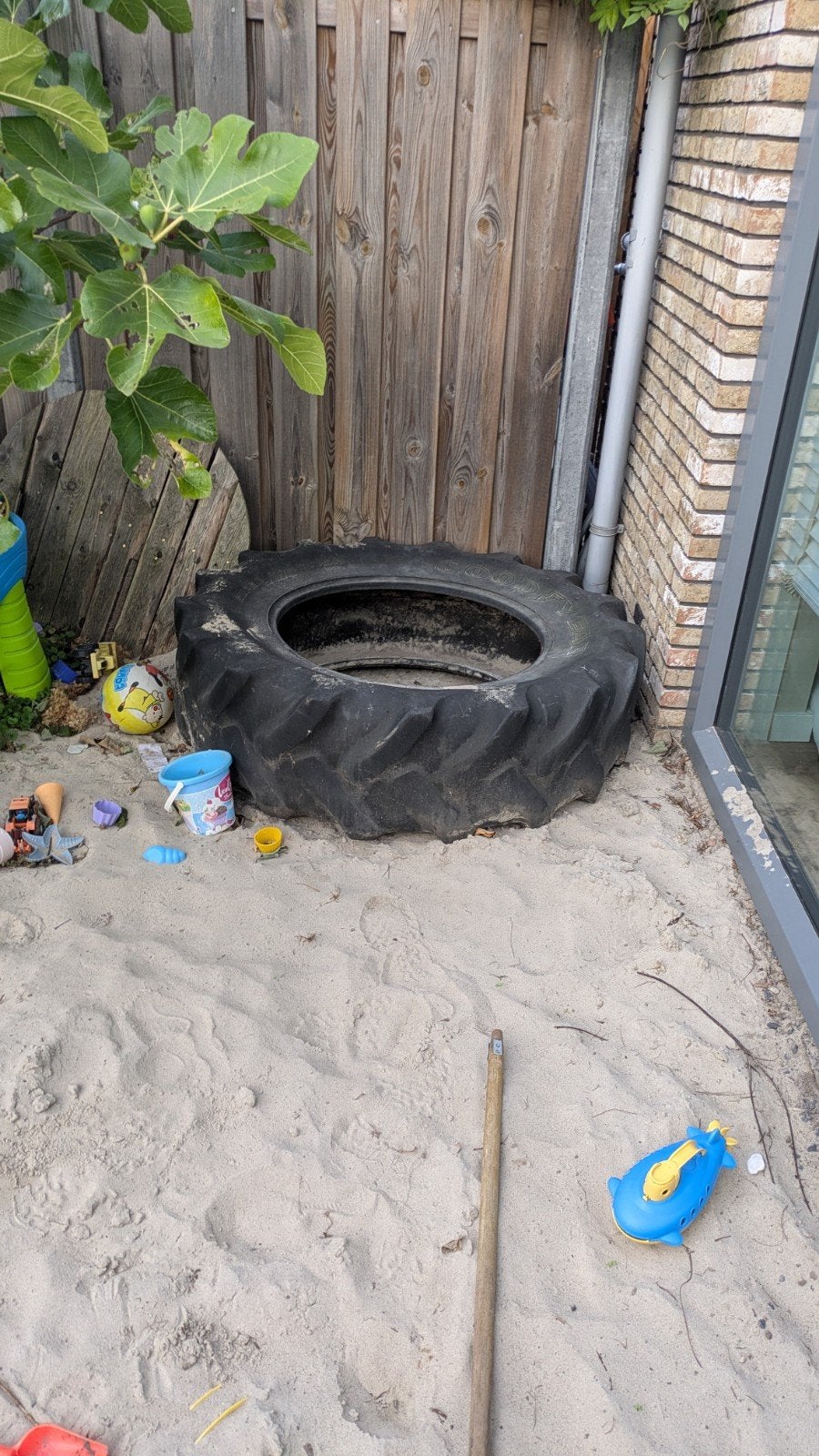 GRATIS. Trekkerband Zandbak Speeltoestel, Ophalen, Gebruikt, Zandbak