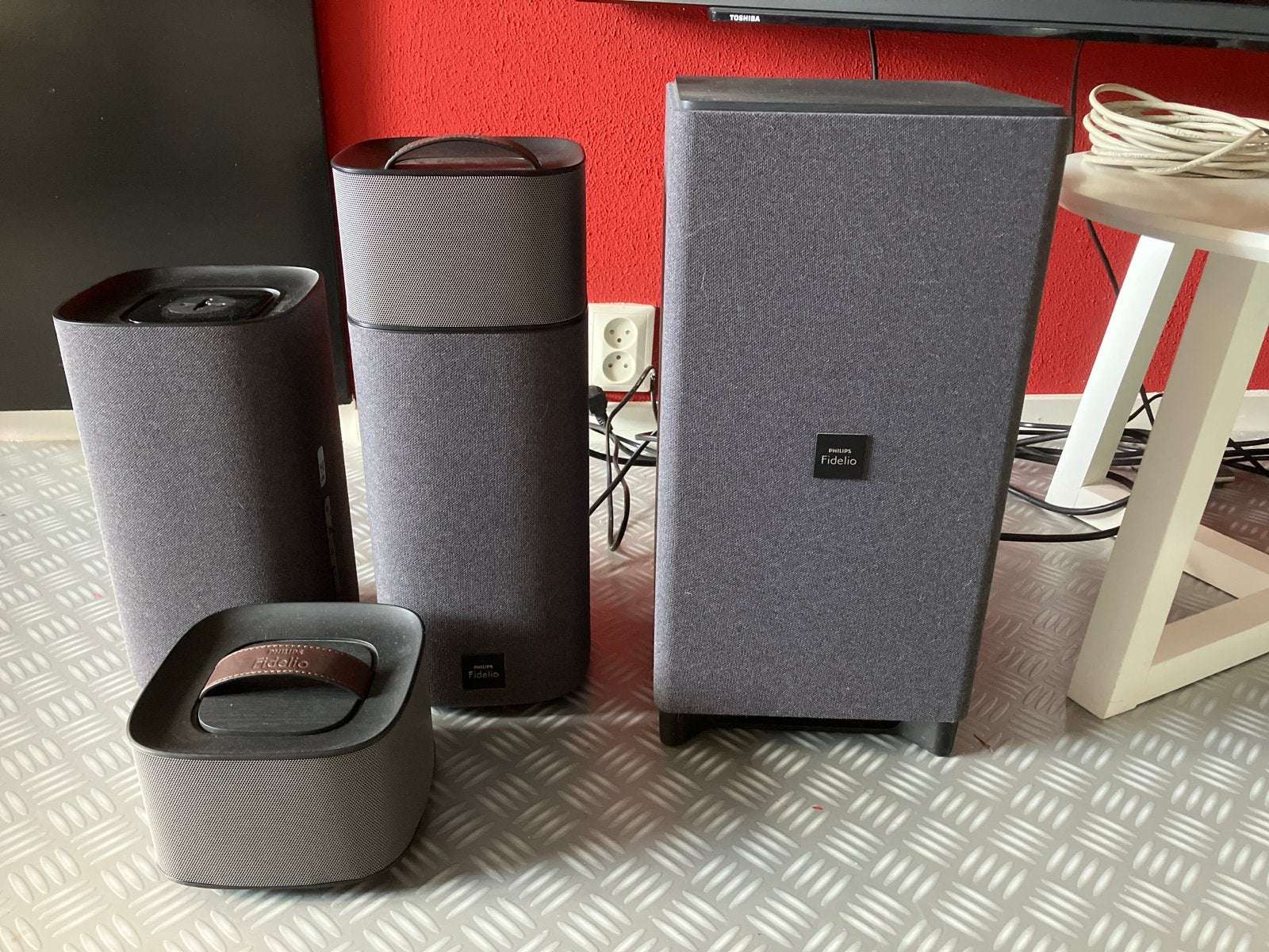 Philips Fidelio Speakerset met subwoofer en app-bediening, Audio, Tv en Foto, 150 watt of meer, Philips, Gebruikt, Speakerset