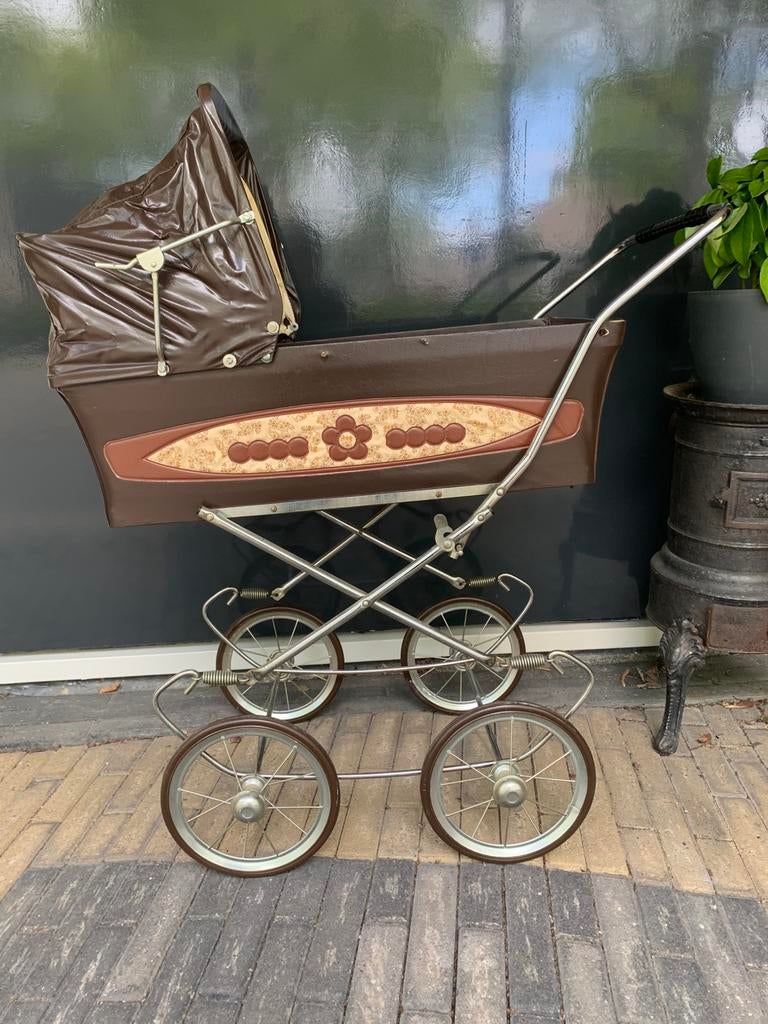 Vintage poppenwagen, Antiek en Kunst, Antiek | Speelgoed, Ophalen