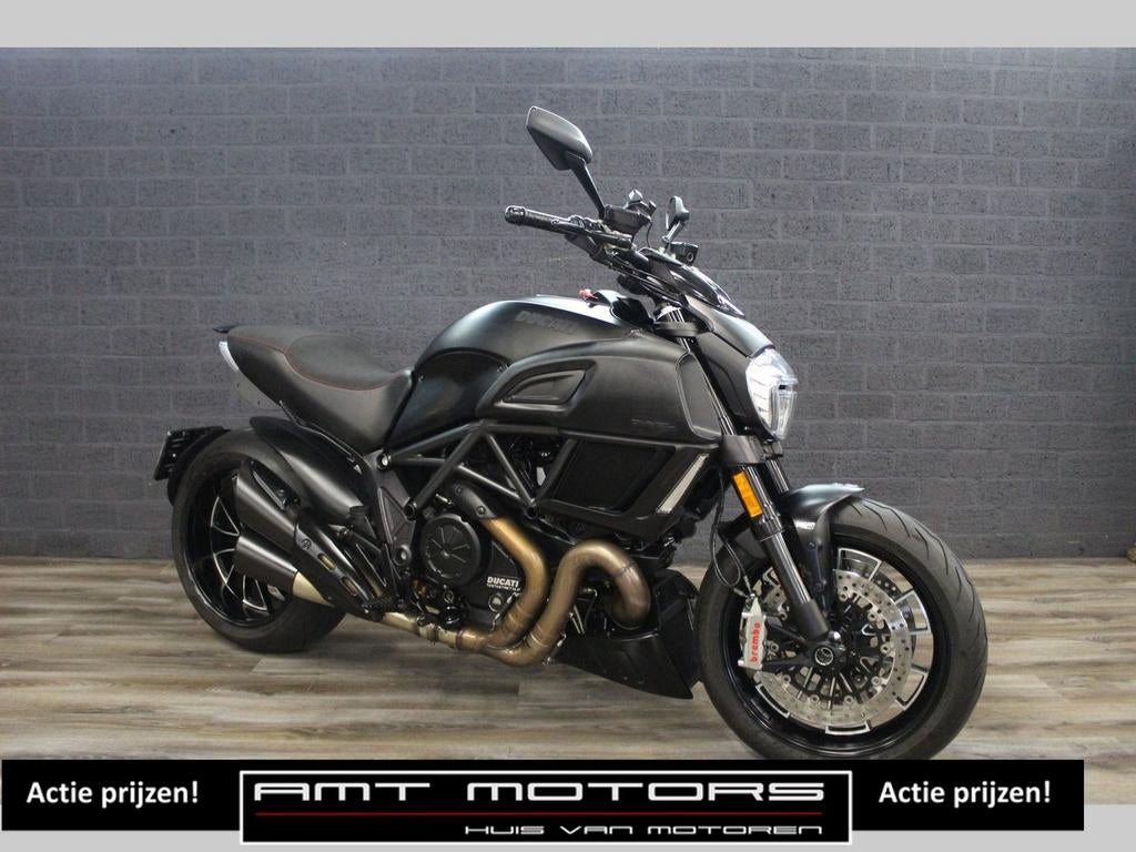 DUCATI DIAVEL (bj 2018) 15,986 km Performance, Motoren, DUCATI, 2 cilinders, 1198 cc, Motorrijbewijs A