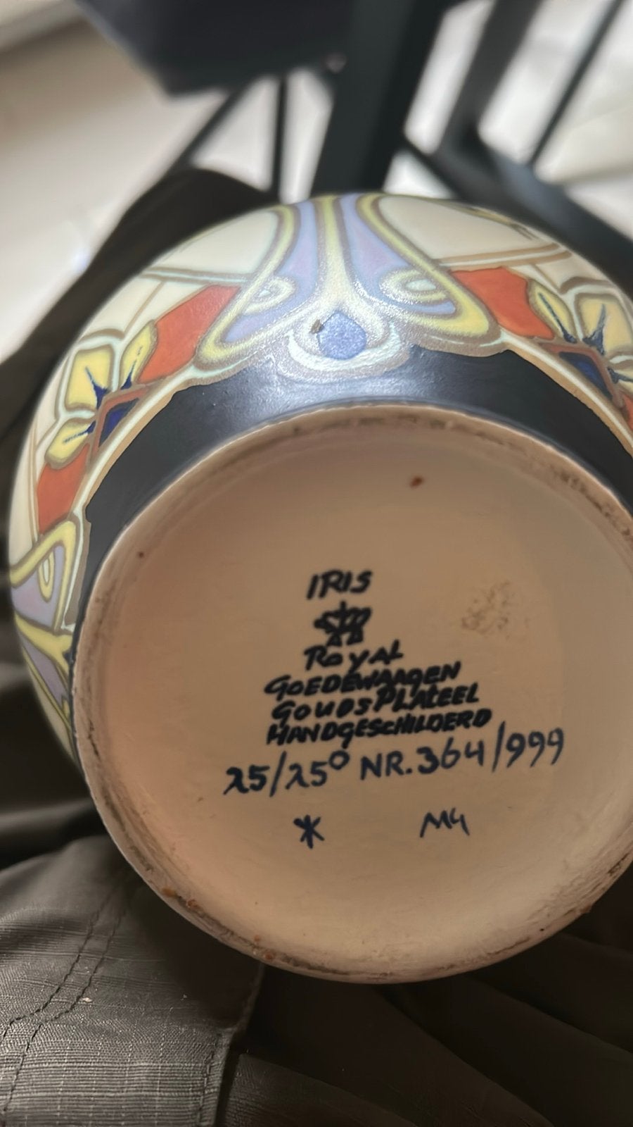 Royal Goedewaagen Iris Gouda Plazuid vaas, handgeschilderd, Antiek en Kunst, Ophalen of Verzenden
