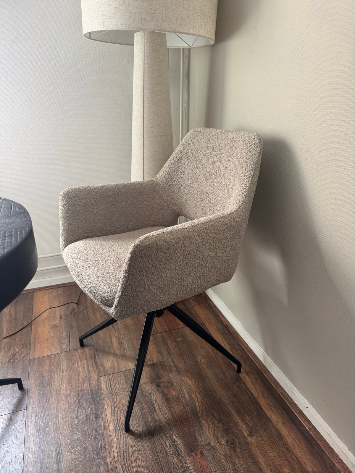 6 Prachtige beige bouclé eetkamerstoelen zo goed als nieuw, Ophalen, Overige kleuren, Zo goed als nieuw, Stof