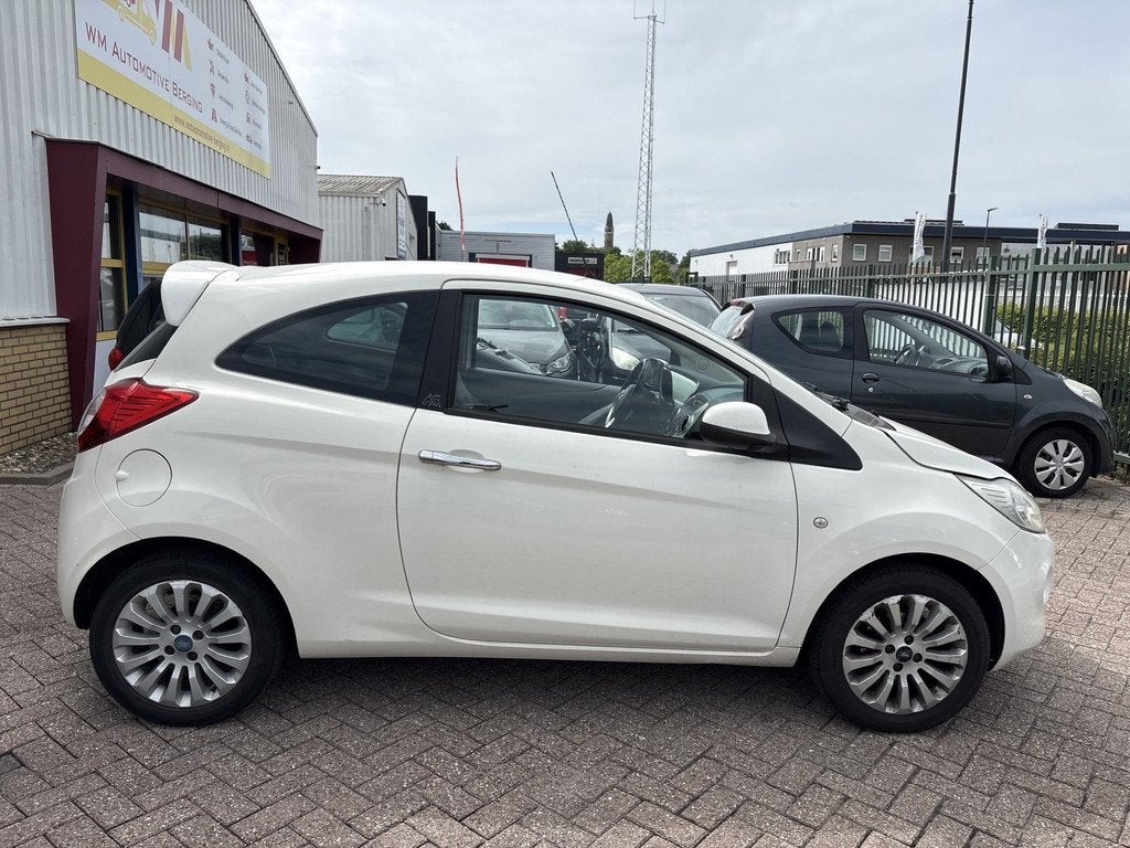 Ford Ka 1.2 Titanium AIRCO, Auto's, Ford, Stof, Gebruikt, 4 cilinders, 4 stoelen