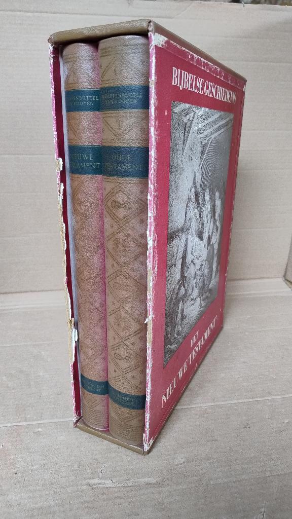 2 Boeken Bijbelse Geschiedenis Oude en Nieuwe Testament 1950, Gelezen, N. Wolffenbuttel - van Rooyen, Ophalen of Verzenden, Christendom | Katholiek