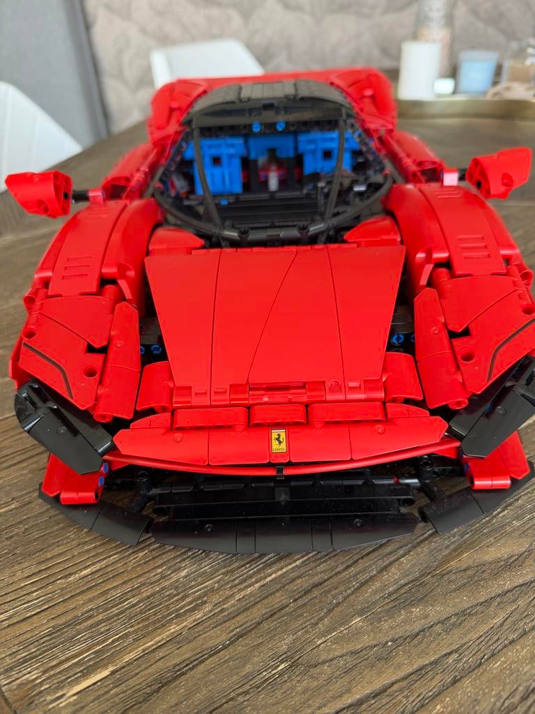 LEGO Technic Ferrari Daytona SP3 42143, Hobby en Vrije tijd, Modelauto's | 1:18, Ophalen, Zo goed als nieuw, Overige merken