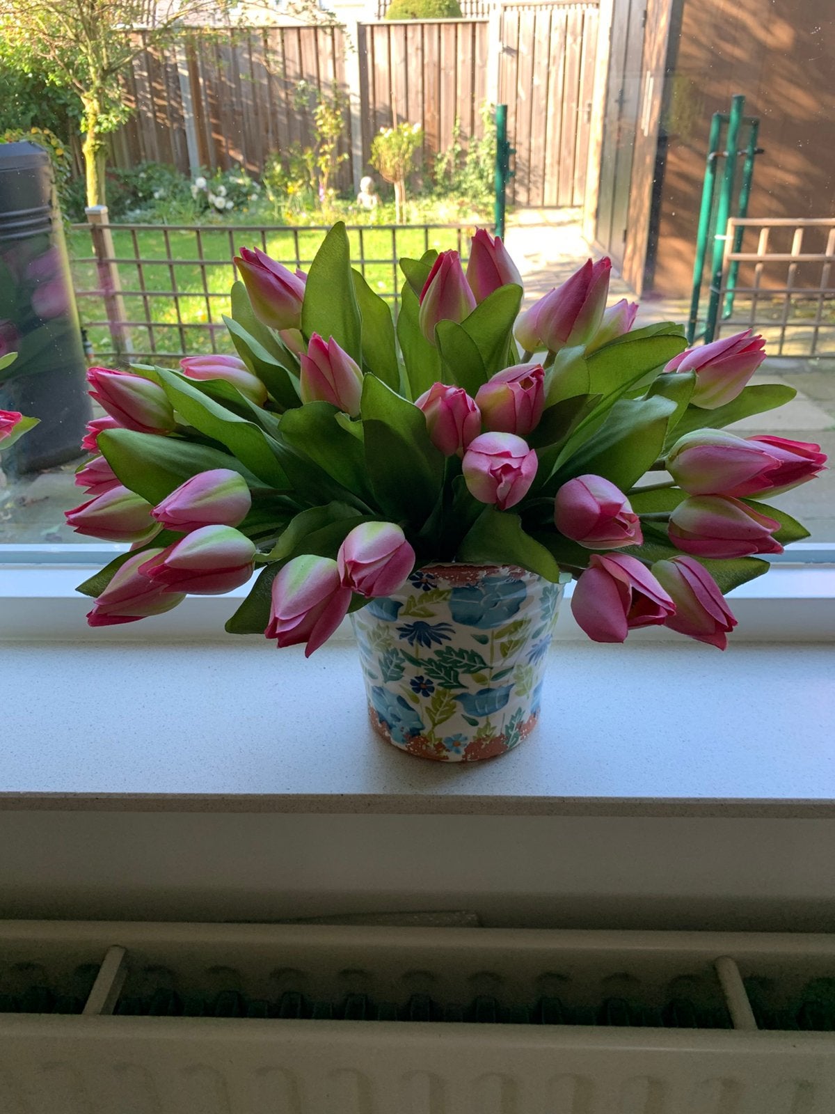 2 mooie bloempotten met zijden kunsttulpen, Ophalen, Binnen, Roze, Kunstbloem