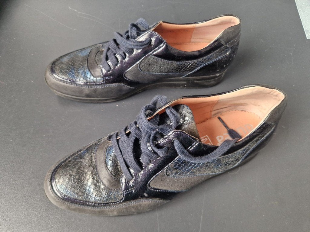 Durea comfortabele veterschoenen – donkerblauw – maat 38,5 G, Kleding | Dames, Schoenen, Durea, Blauw, Ophalen of Verzenden, Sneakers of Gympen