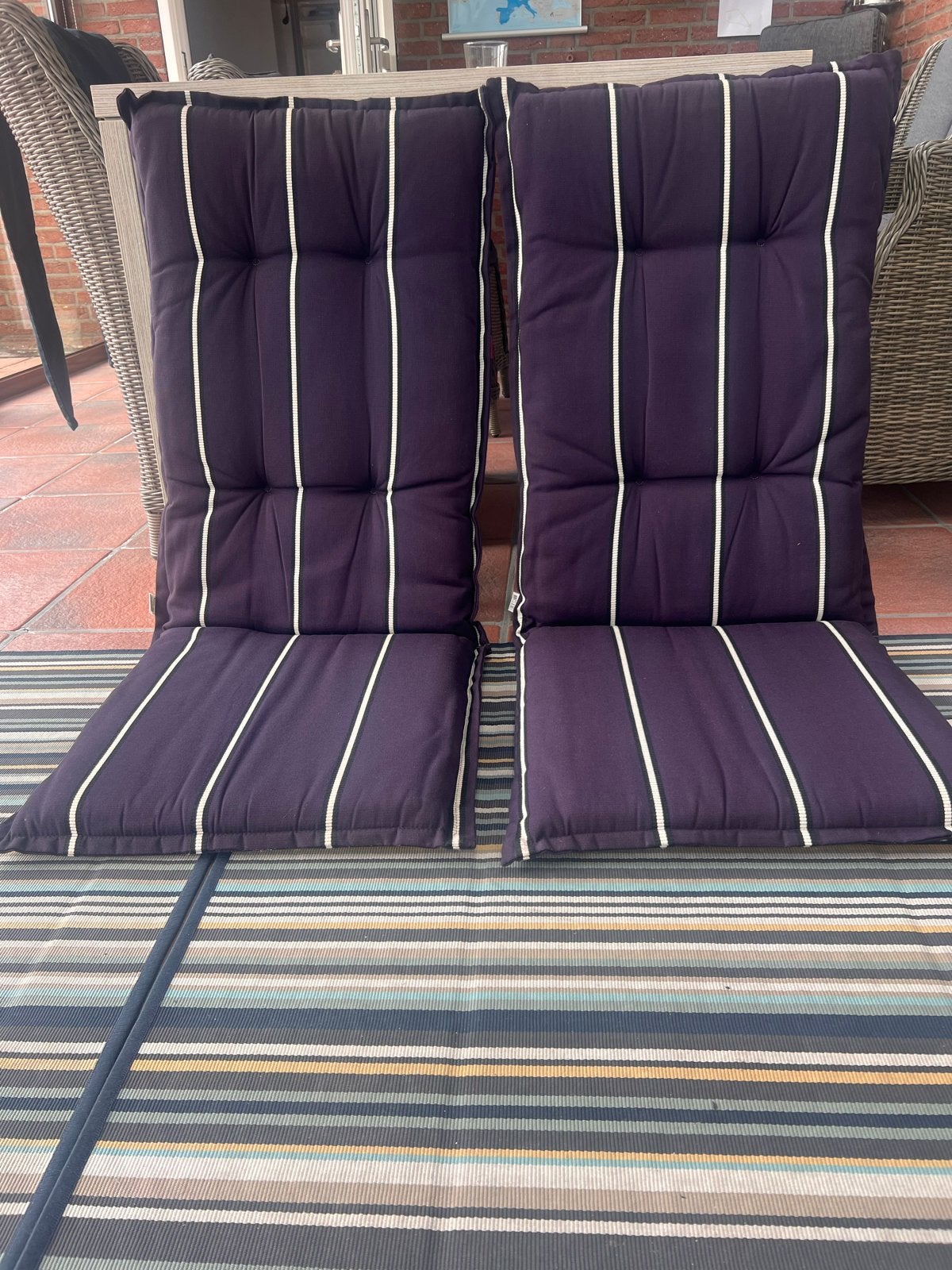 2x Donkerpaarse Tuinkussens Hoge Rug met Strepen, Tuin en Terras, Ophalen, Gebruikt