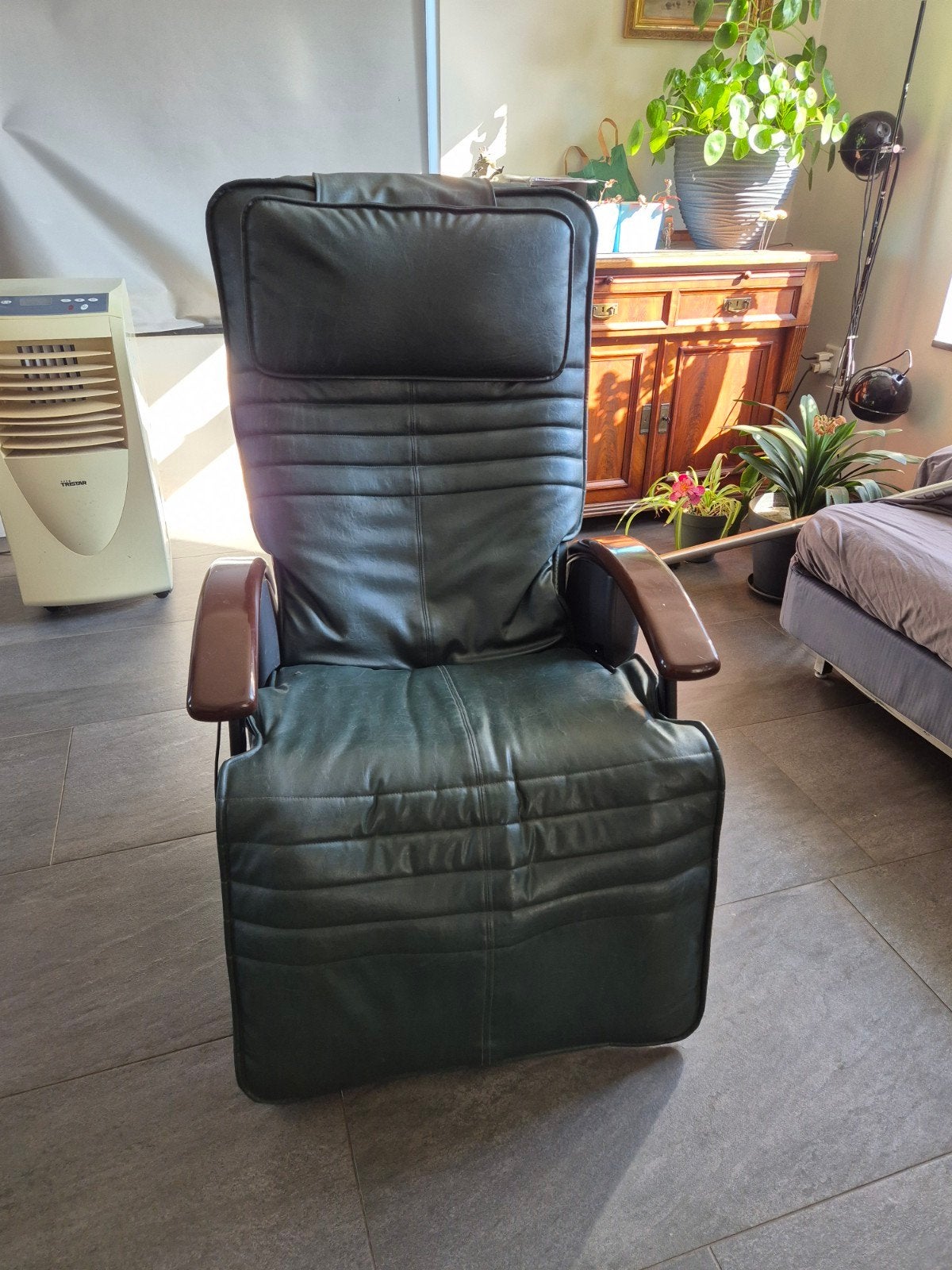 Comfortabele Massagestoel - Ontspanning aan huis, Huis en Inrichting, Ophalen, Gebruikt, Leer
