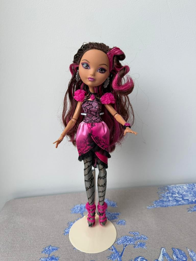 Ever After high Briar Beauty 2012 G1, Ophalen of Verzenden, Zo goed als nieuw, Pop