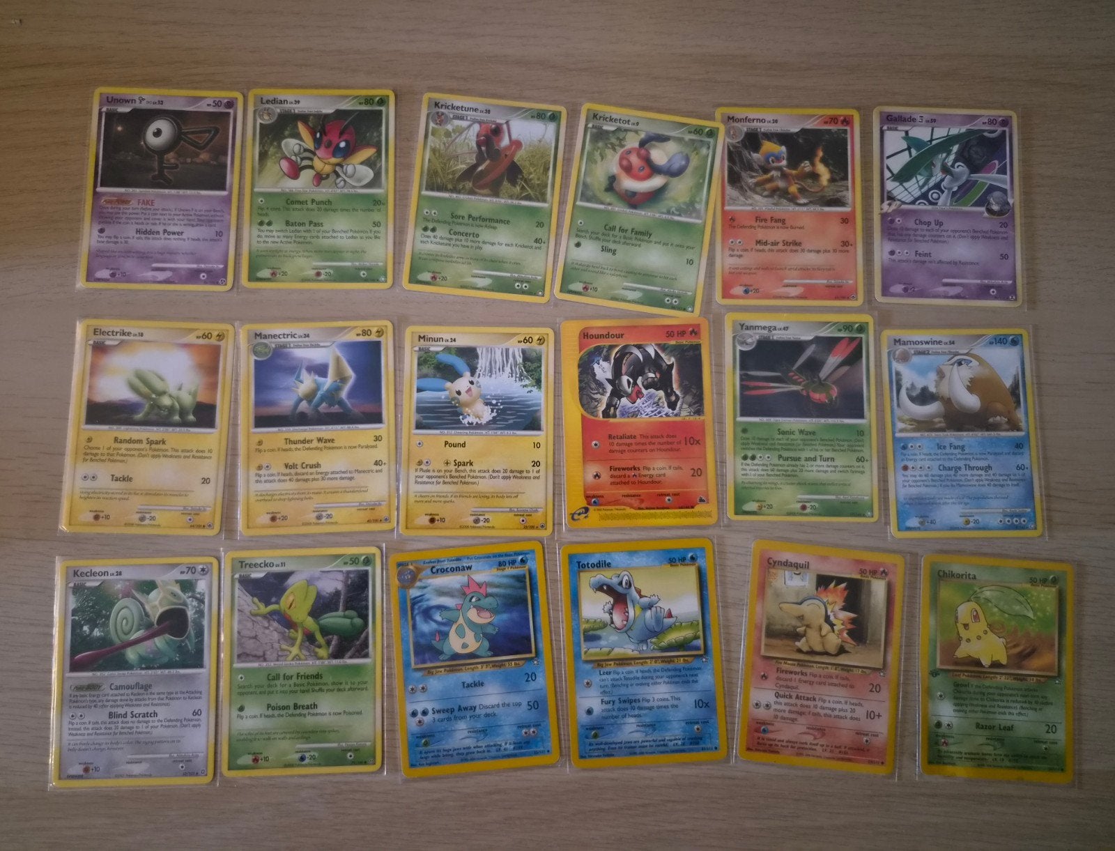 71 Pokemon kaarten 1999-2010, Hobby en Vrije tijd, Verzamelkaartspellen | Pokémon, Ophalen of Verzenden
