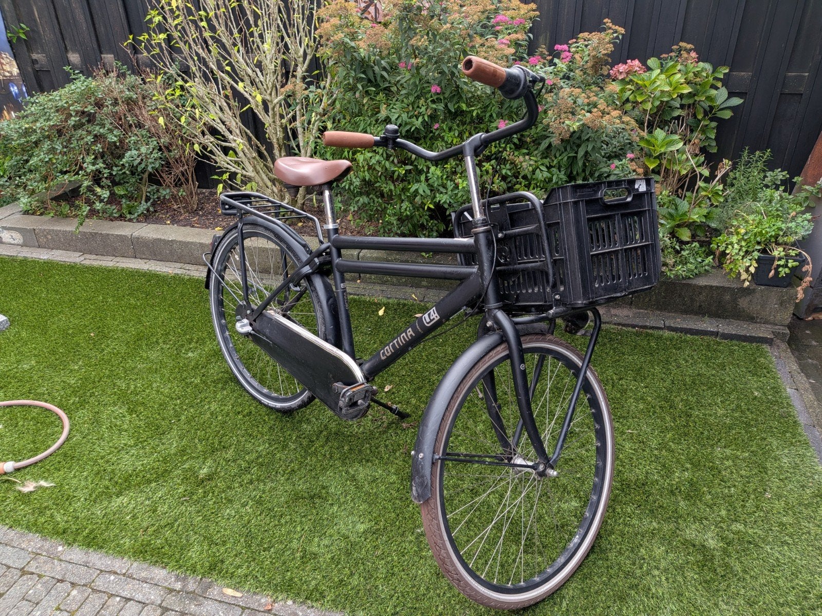 Cortina fiets met krat - Gebruikt, Overige merken, Velgrem, Versnellingen, Ophalen of Verzenden