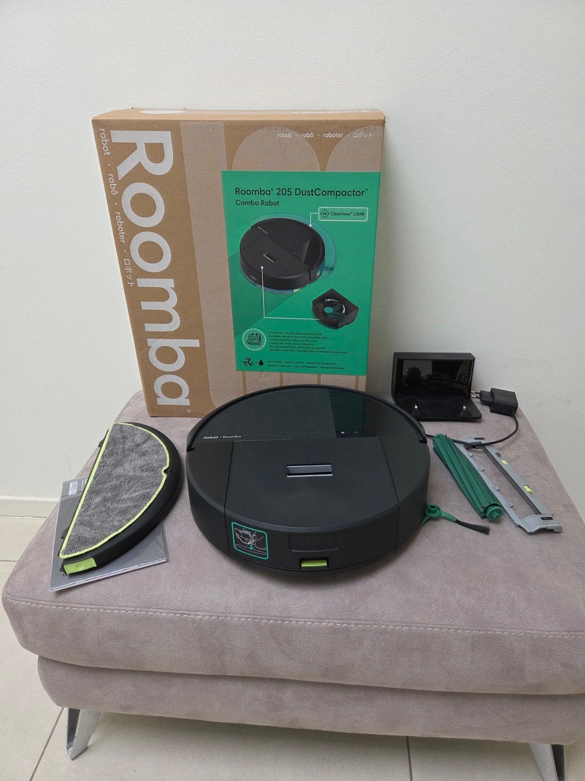 Roomba 205 DustCompactor Combo Robot in zeer goede staat, Bedienbaar via app, IRobot, Ophalen of Verzenden, Zo goed als nieuw