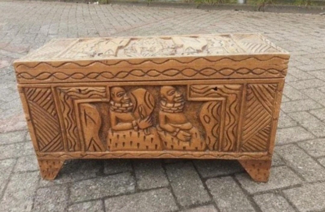 Oude vintage Afrikaanse houten kist meubel, Ophalen of Verzenden, Gebruikt, 50 tot 100 cm, Minder dan 50 cm