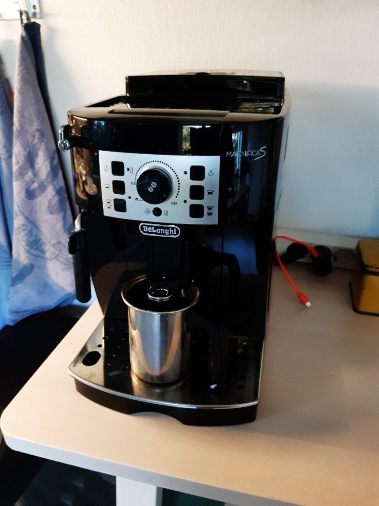 Koffiemachine Delonghi Magnificas