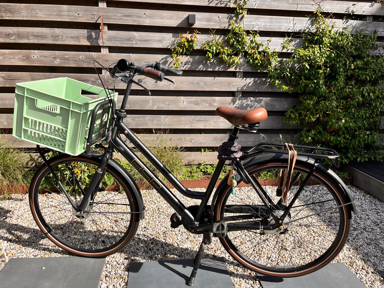 BSP Metropolis transportfiets - Zwart met groen krat, 56 cm of meer, Ophalen, Gebruikt, Overige merken