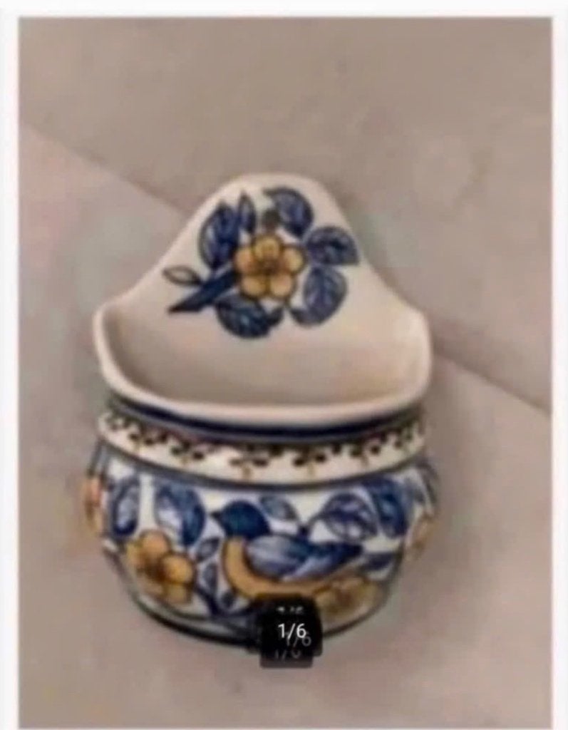 3 x brocante wijwater bakje Porselein Portugal - pr.p.stuk, Ophalen of Verzenden