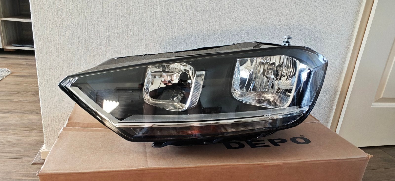 Koplamp links vw sportsvan Depo., Auto-onderdelen, Ophalen of Verzenden, Nieuw, Volkswagen