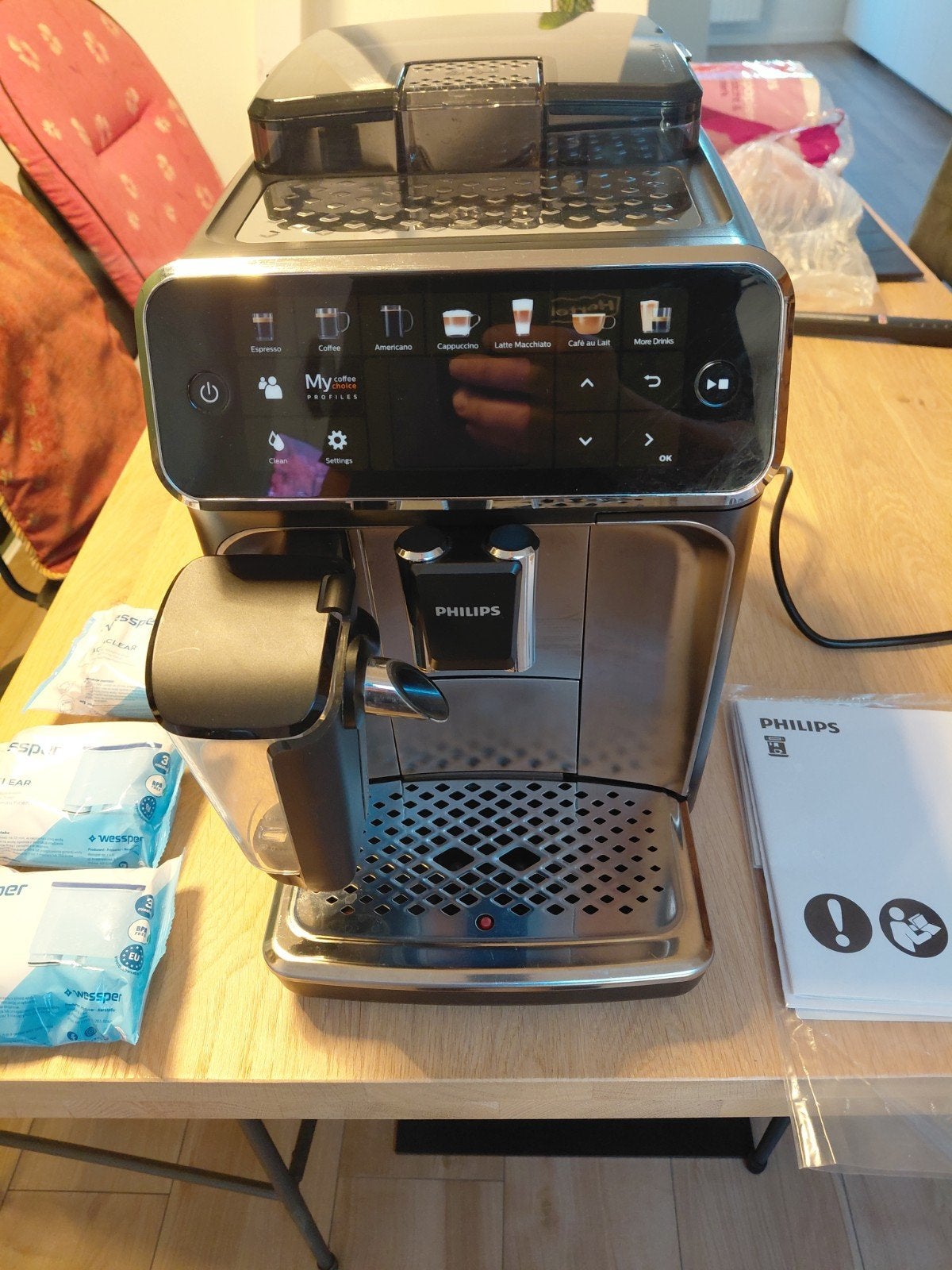 Philips 5400 Series Espressoapparaat met LatteGo, Witgoed en Apparatuur, Ophalen