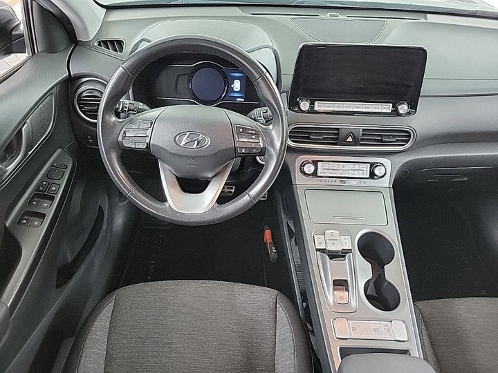 Hyundai KONA EV Comfort 64 kWh 3-Fase 1e-Eig. & Dealer-Onder, Auto's, Stof, Gebruikt, Zwart, Origineel Nederlands