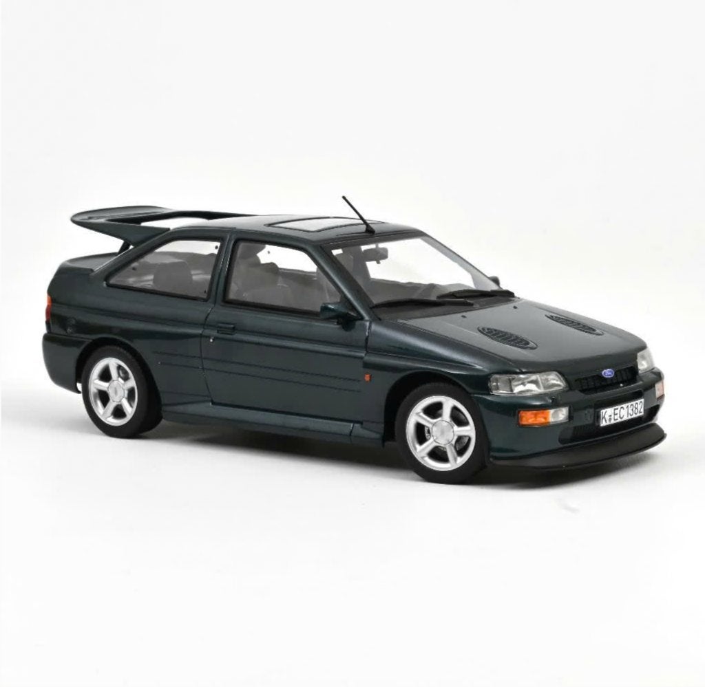 Ford Escort Cosworth 1992 D .Groen 1/18 NOREV ref: 182790