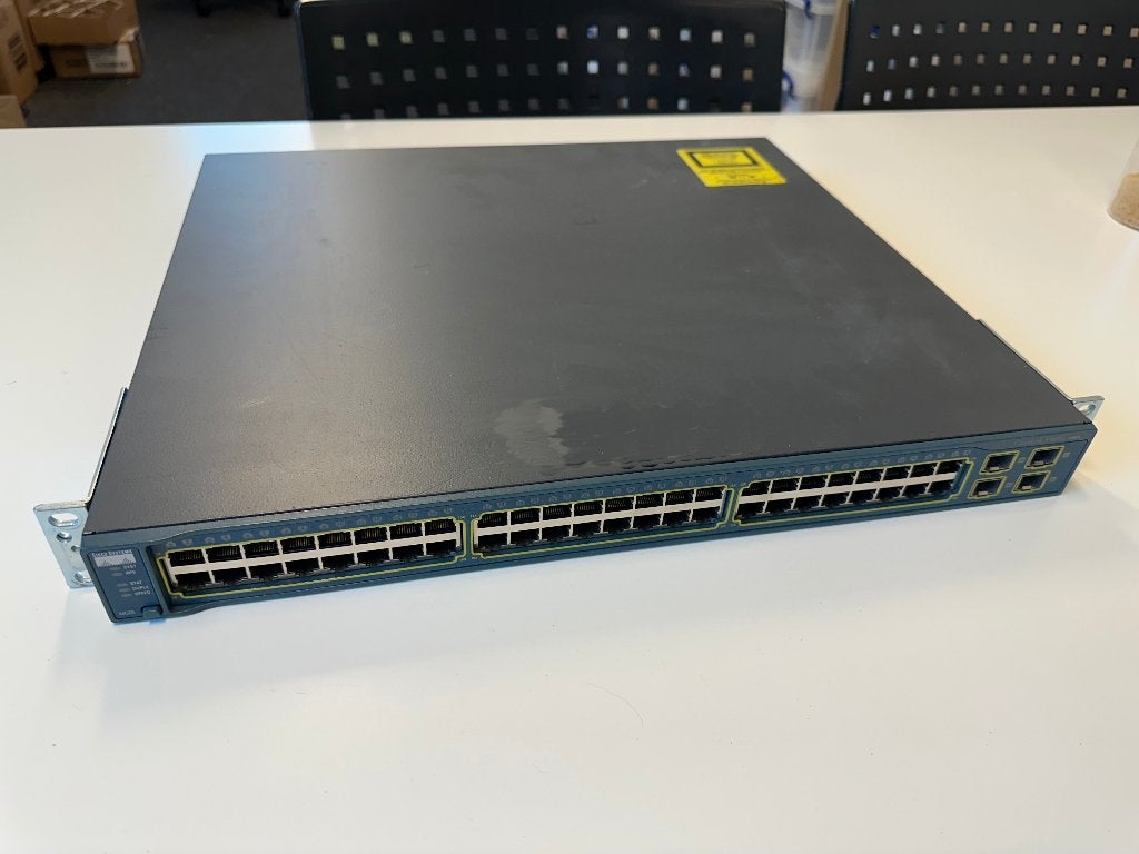 Cisco Catalyst WS-C3560G-48TS-E V03 Managed Gigabit Switch, Computers en Software, Netwerk switches, Ophalen of Verzenden, Gebruikt