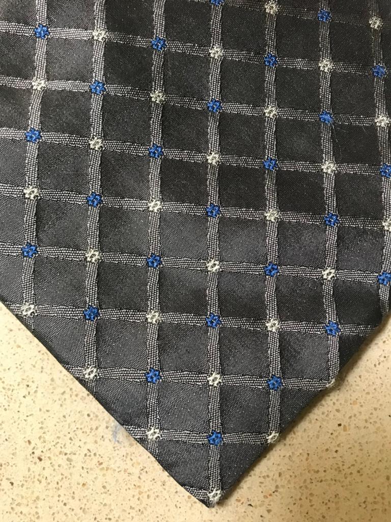 Stropdas 100 % zijde., Kleding | Heren, Stropdassen, Ophalen of Verzenden, Zo goed als nieuw, Grijs, Met patroon