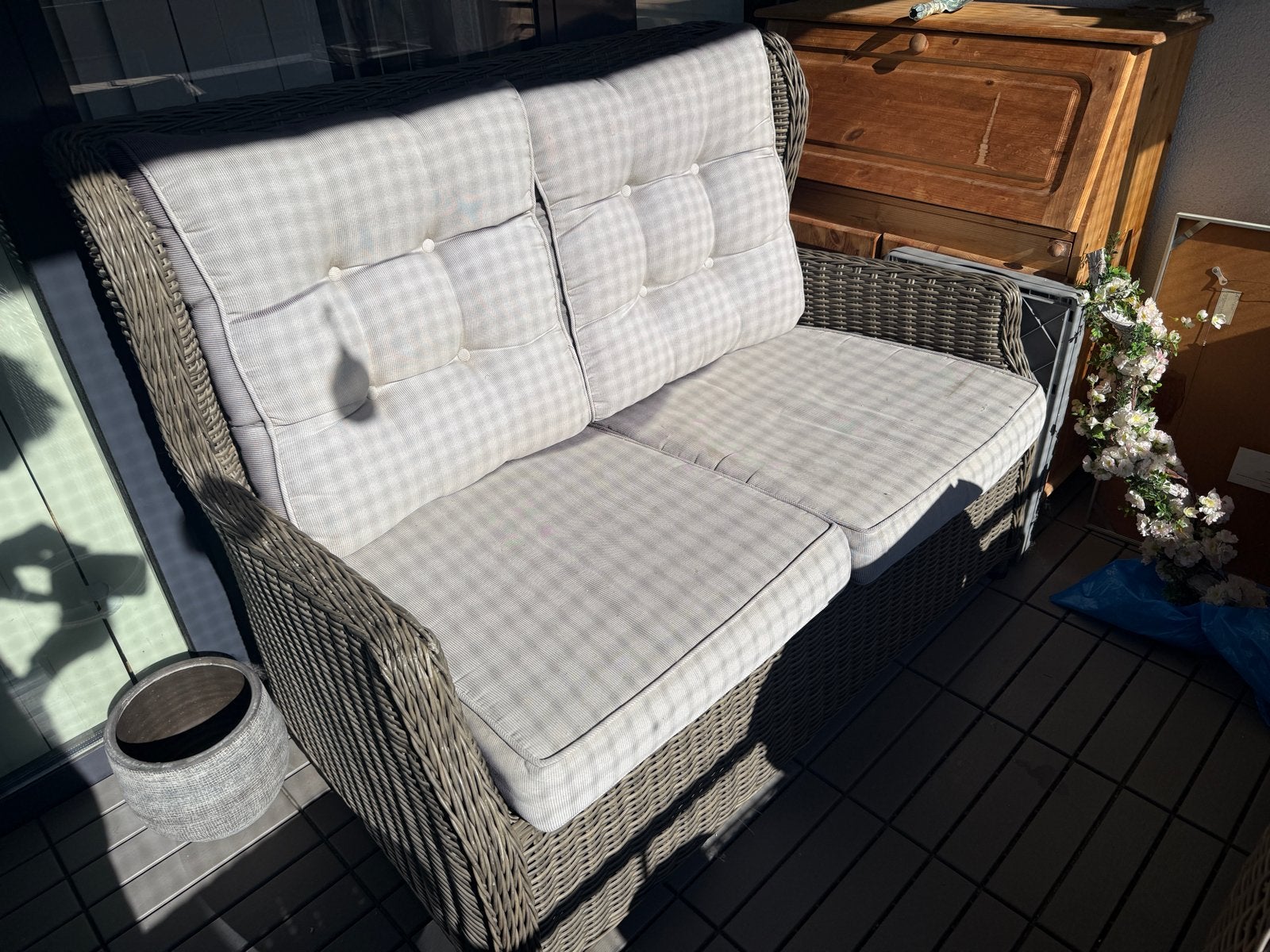 Rieten tuinset, altijd droog gestaan op balkon, Tuin en Terras, Ophalen, Rotan, 3 zitplaatsen, Zo goed als nieuw