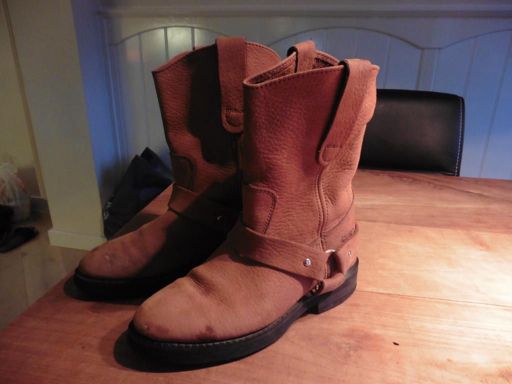 Rhino korte laarsjes bruin maat 5, Kleding | Dames, Schoenen, Bruin, Rhino, Lage of Enkellaarzen, Ophalen of Verzenden