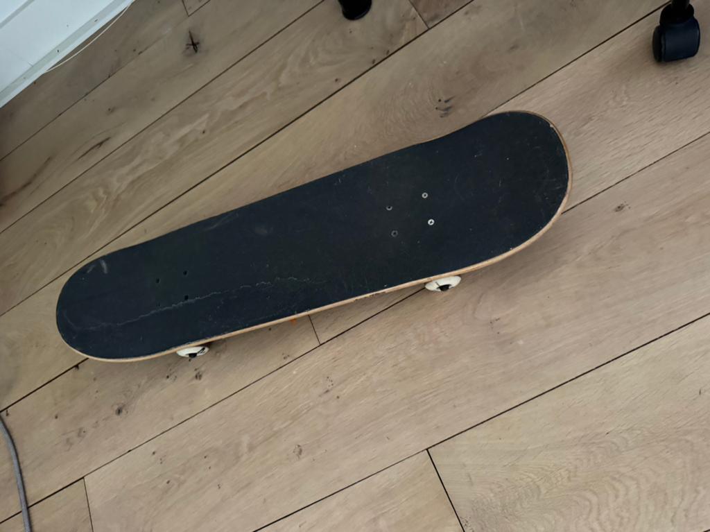 Enuff Skateboard - Zo goed als nieuw, Sport en Fitness, Skateboarden, Ophalen of Verzenden, Gebruikt, Skateboard