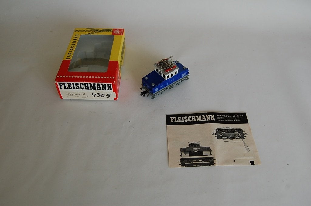 FLEISCHMANN 4305., Hobby en Vrije tijd, Gebruikt, Fleischmann, Ophalen of Verzenden, Analoog