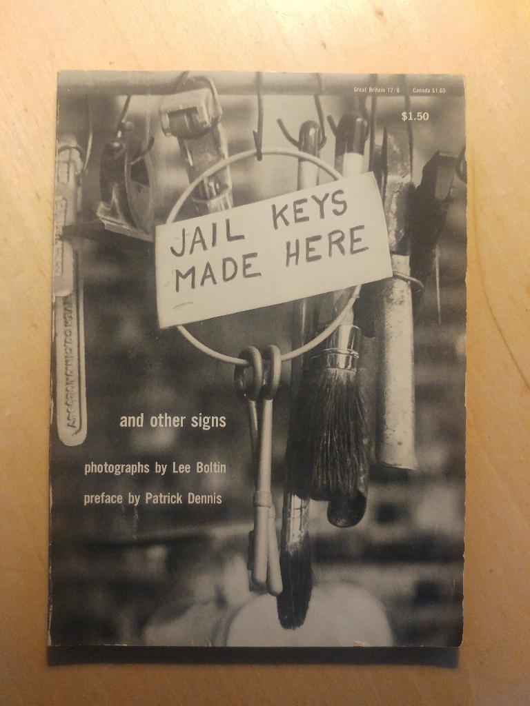 "Jail keys made here" - photographs by Lee Boltin (1959), Ophalen of Verzenden, Gelezen, Fotografen