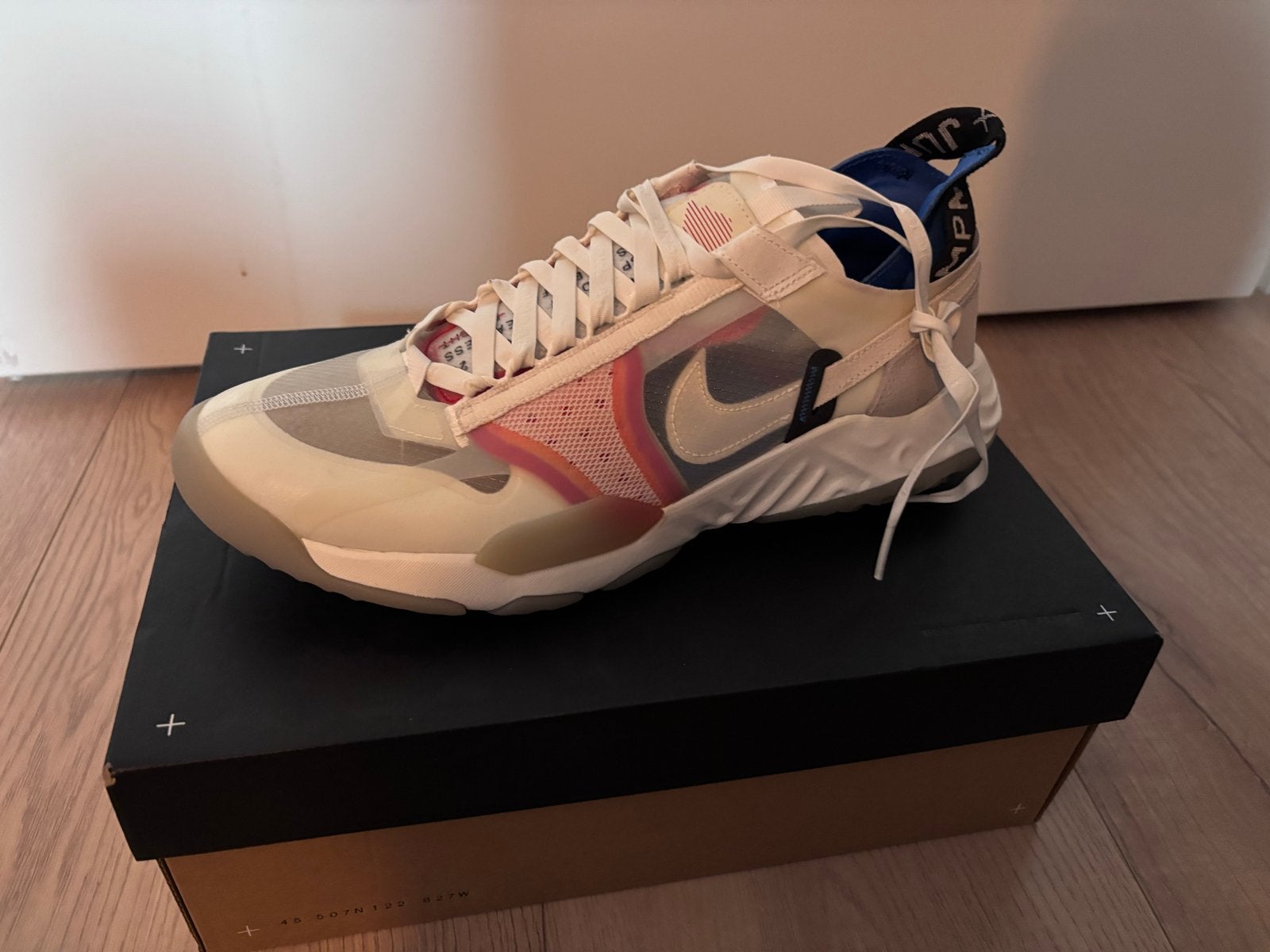 Nike Jordan Delta Breathe Limited Edition - Maat 44, Ophalen, Nieuw, Overige kleuren, Sneakers of Gympen