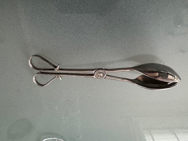 Vintage verzilverde engelse saladetang, Antiek en Kunst, Antiek | Bestek, Ophalen of Verzenden