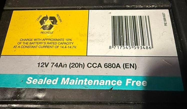 VMF 12V 74Ah accu - Spiksplinternieuw!, Ophalen, Nieuw, Universele onderdelen