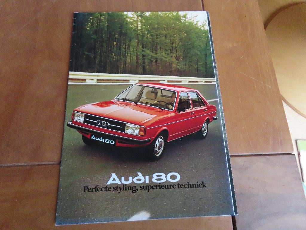 Folder Audi 80 1976, 24 blz, mooi!, Ophalen of Verzenden, Zo goed als nieuw, Audi, Audi