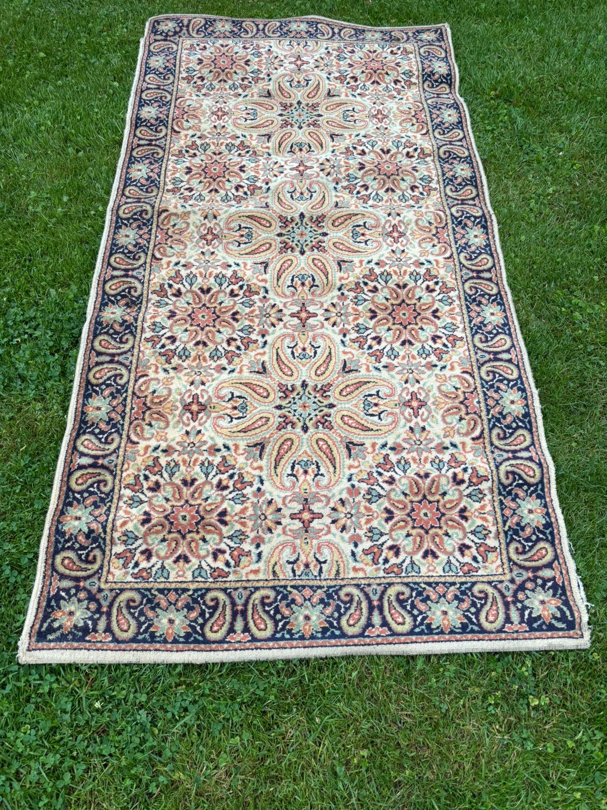 Vloerkleed 185 x 90cm nu voor 50 euro, Zo goed als nieuw, Blauw, 150 tot 200 cm, Rechthoekig
