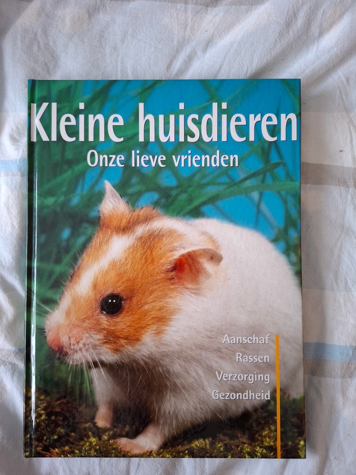 Boek: Kleine huisdieren - Onze lieve vrienden, Ophalen of Verzenden, Nieuw