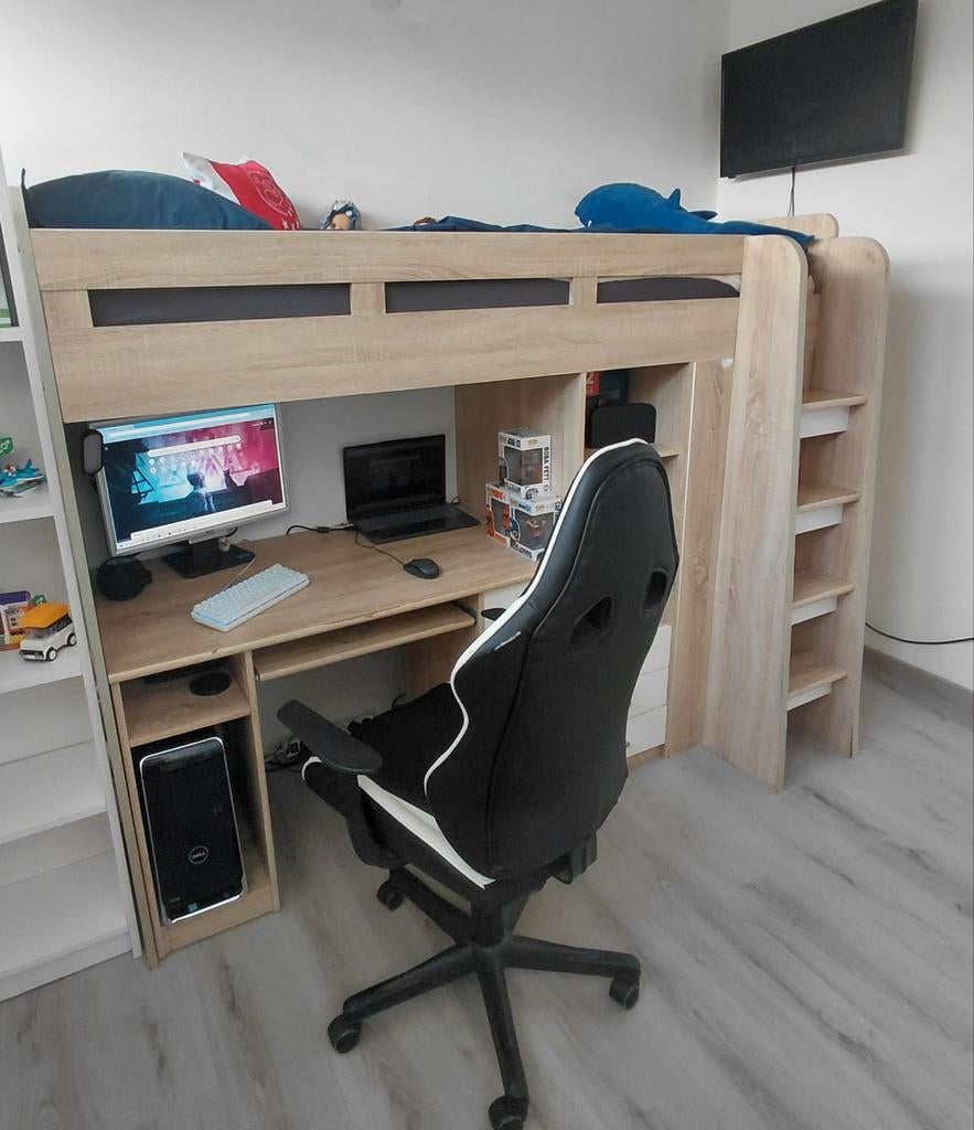 Jongensslaapkamer: Stapelbed met geïntegreerd bureau, Ophalen, Gebruikt, Eenpersoons, 200 cm